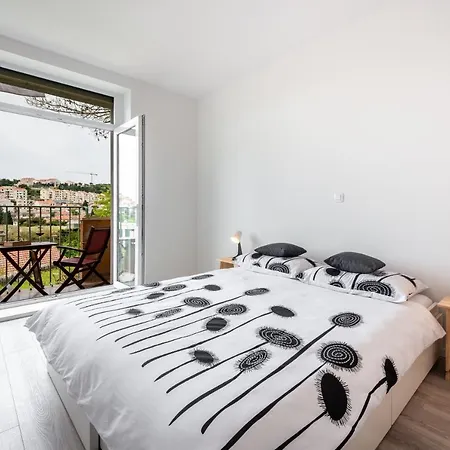 Apartamento Pinegrove