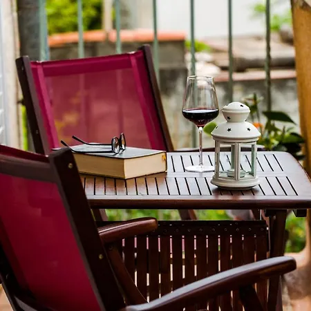 Pinegrove Apartament