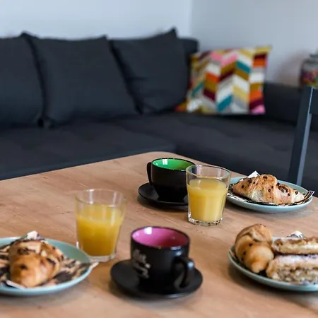 Pinegrove Apartament *